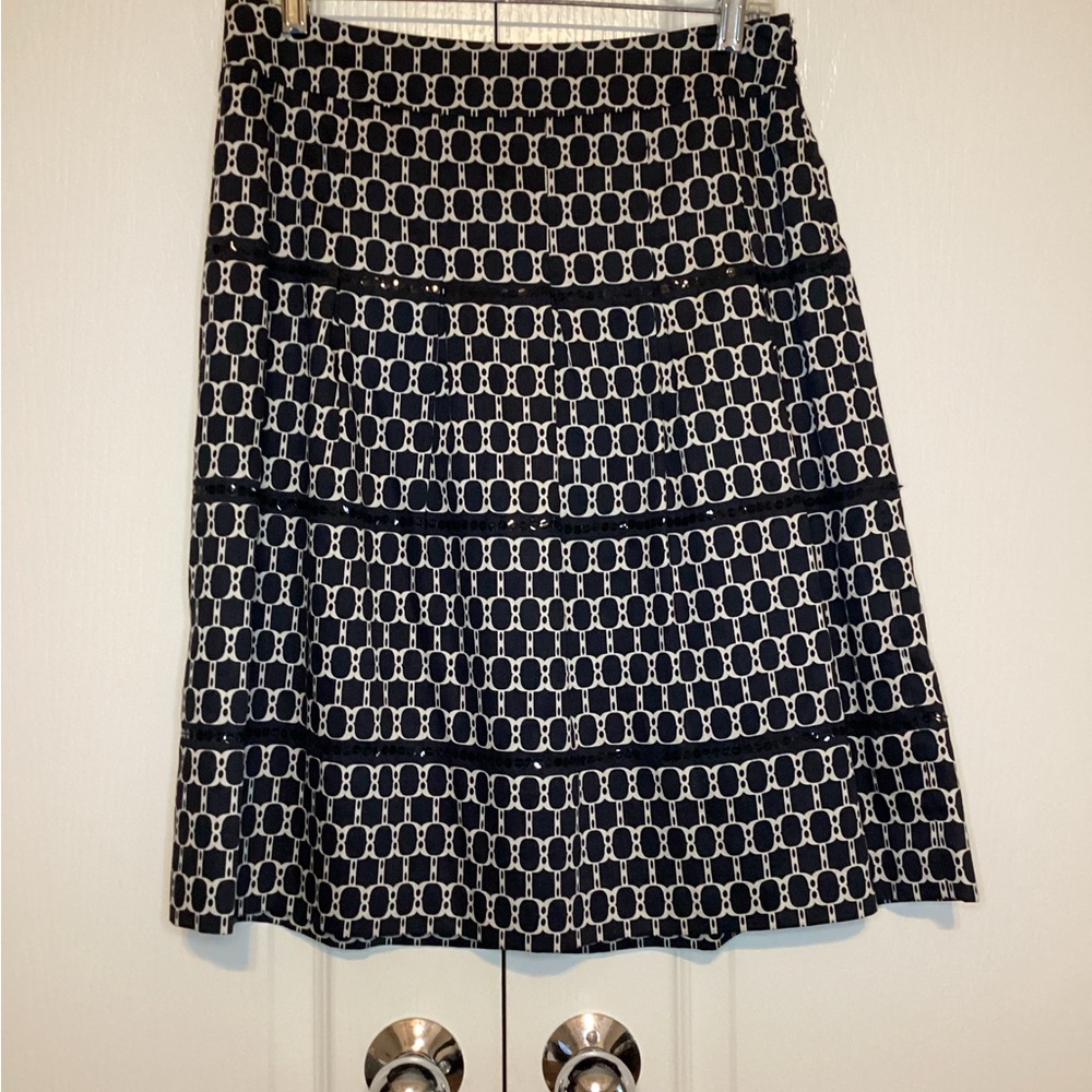 LOFT Black and White Geometric A-Line Skirt